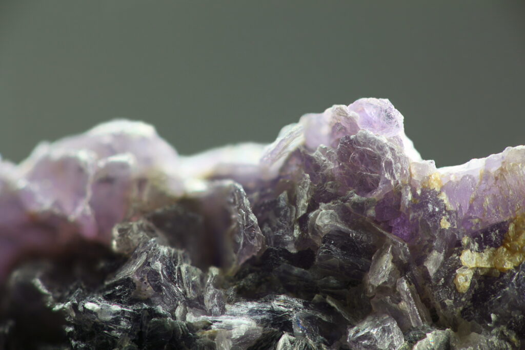 Lepidolite mica from Haapaluoma pegmatite quarry, Finland. Image credit: Henri Koskinen